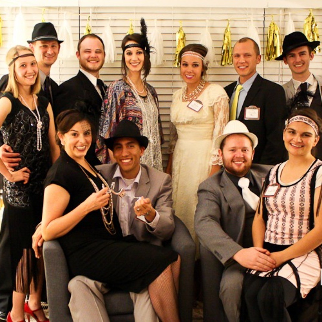 Murder Mystery Party: The Champagne Murder, for 8 Adult Players