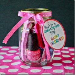 75+ Adorable Birthday Gift Ideas for Friends | The Dating Divas