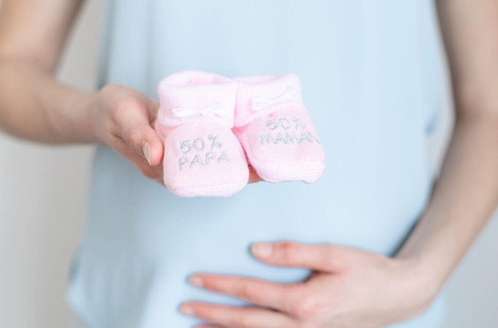  Mail Baby Shoes to announcing the Gender / The Dating Divas ' 