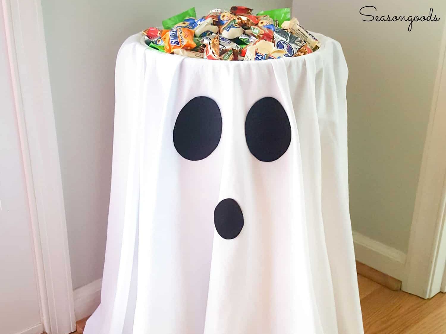 50 Best   Spooky DIY Halloween Decorations - 11