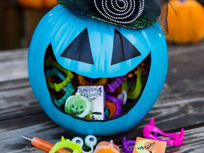 50 Best   Spooky DIY Halloween Decorations - 80