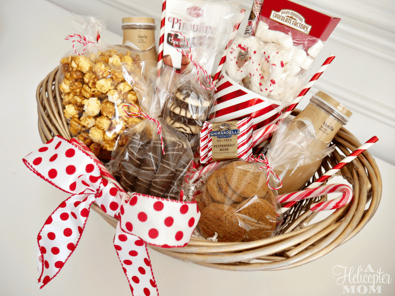 Easy and Beautiful DIY Christmas Gift Baskets (Using Household Items)
