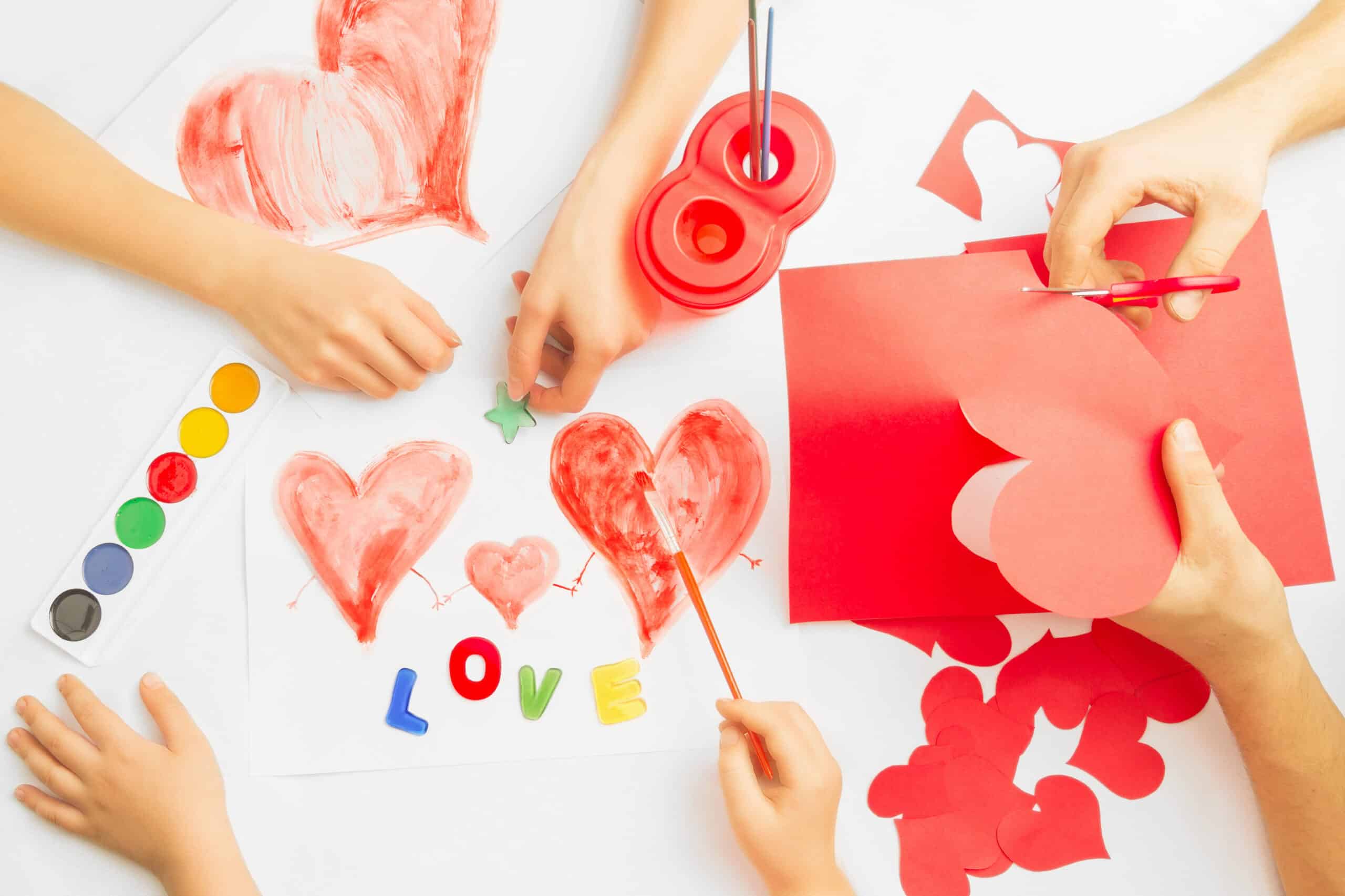 Make Valentine's cards as a family for a fun thing to do for Valentine's Day. | The Dating Divas